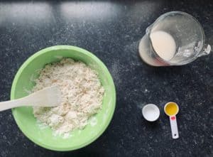 best simple pizza dough mixing up