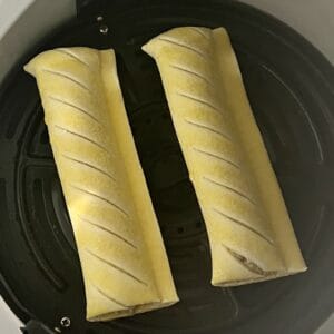 greggs sausage roll in air fryer