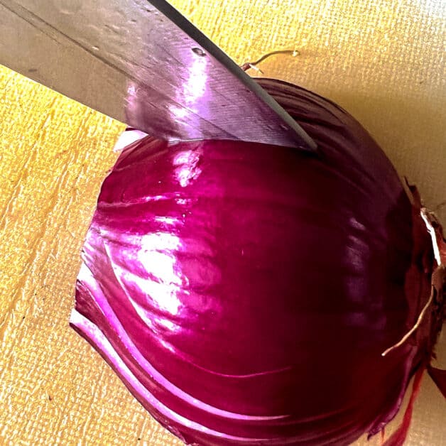 How to chop onions slicing and dicing horizontal cuts