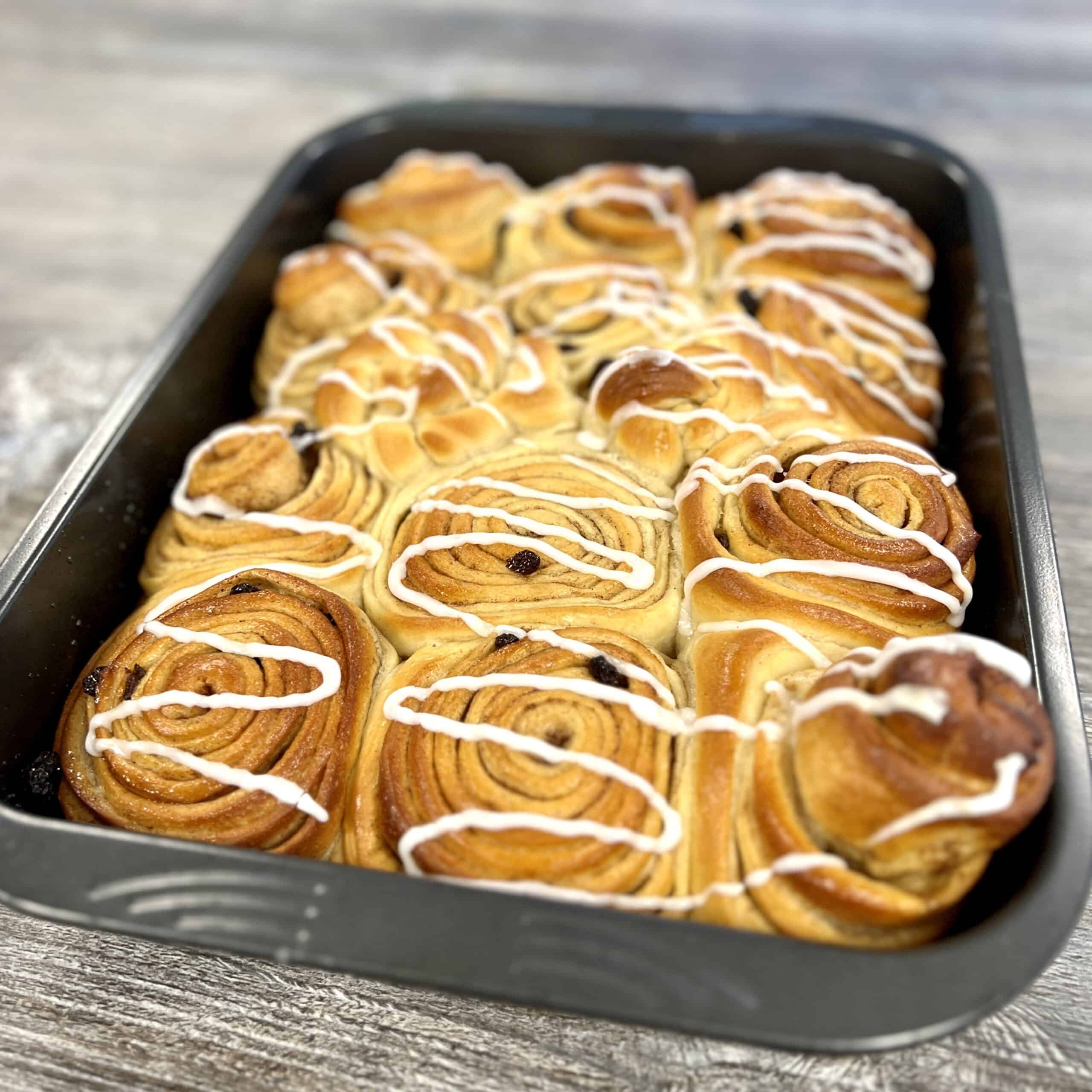 Cinnamon swirls tray
