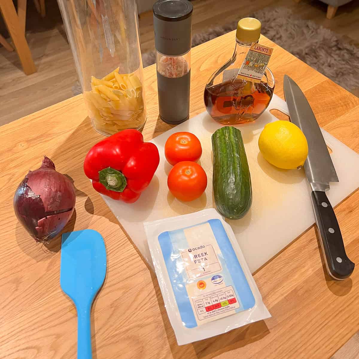 greek pasta feta salad ingredients