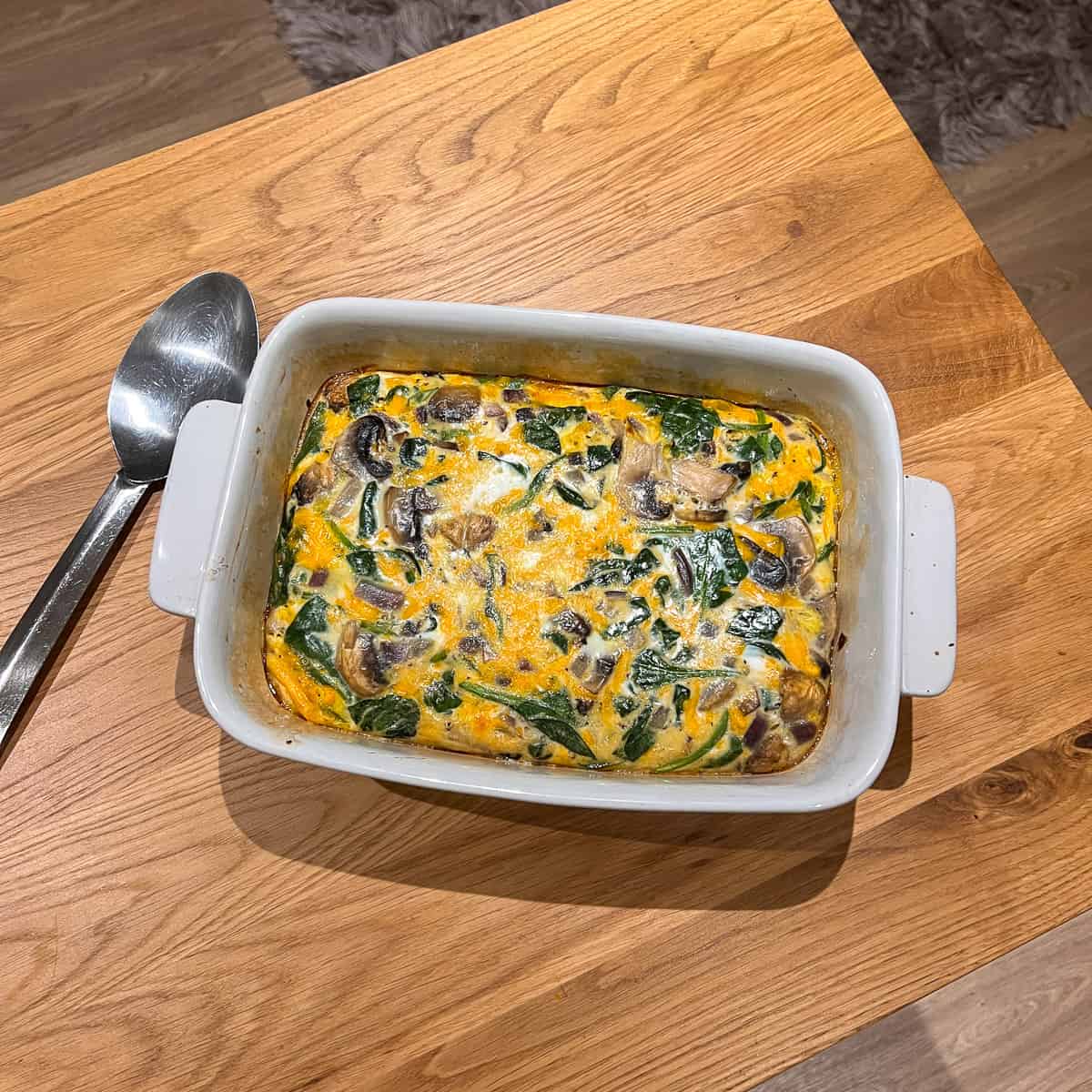 mushroom and spinach frittata to serve