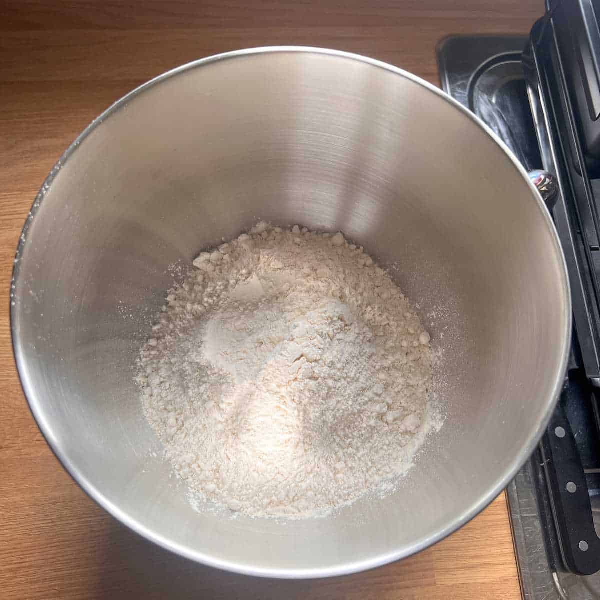 Image of charcoal sourdough bread recipe 10