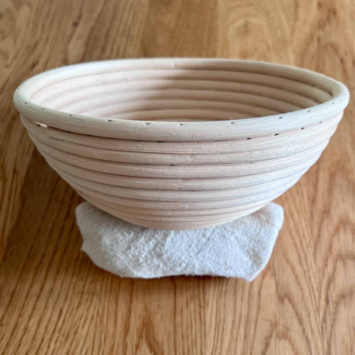 The Best Sourdough Gifts Under £20: 20 Ideas For UK Bakers